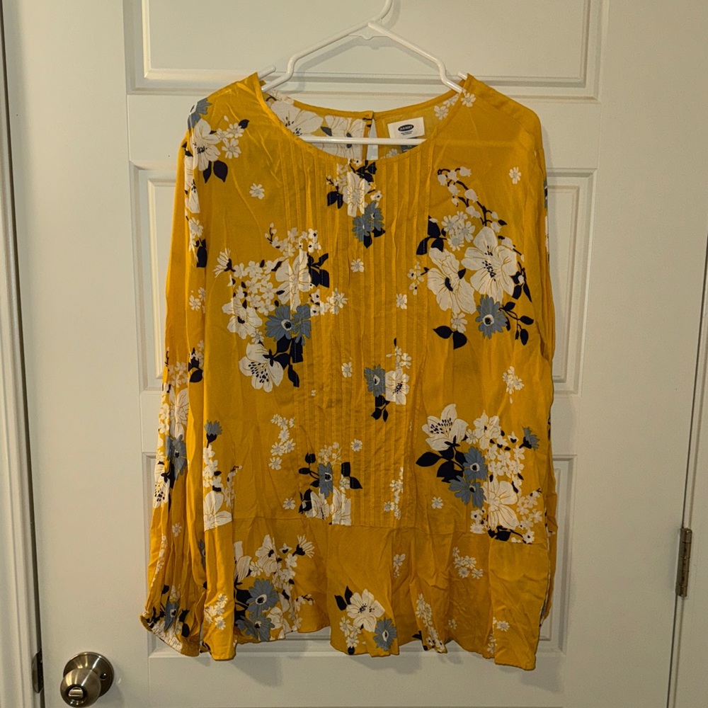 NWT Old Navy blouse!